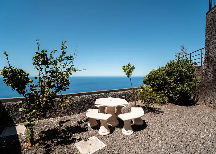 Casas Do Massapez B * Calheta (Madeira)